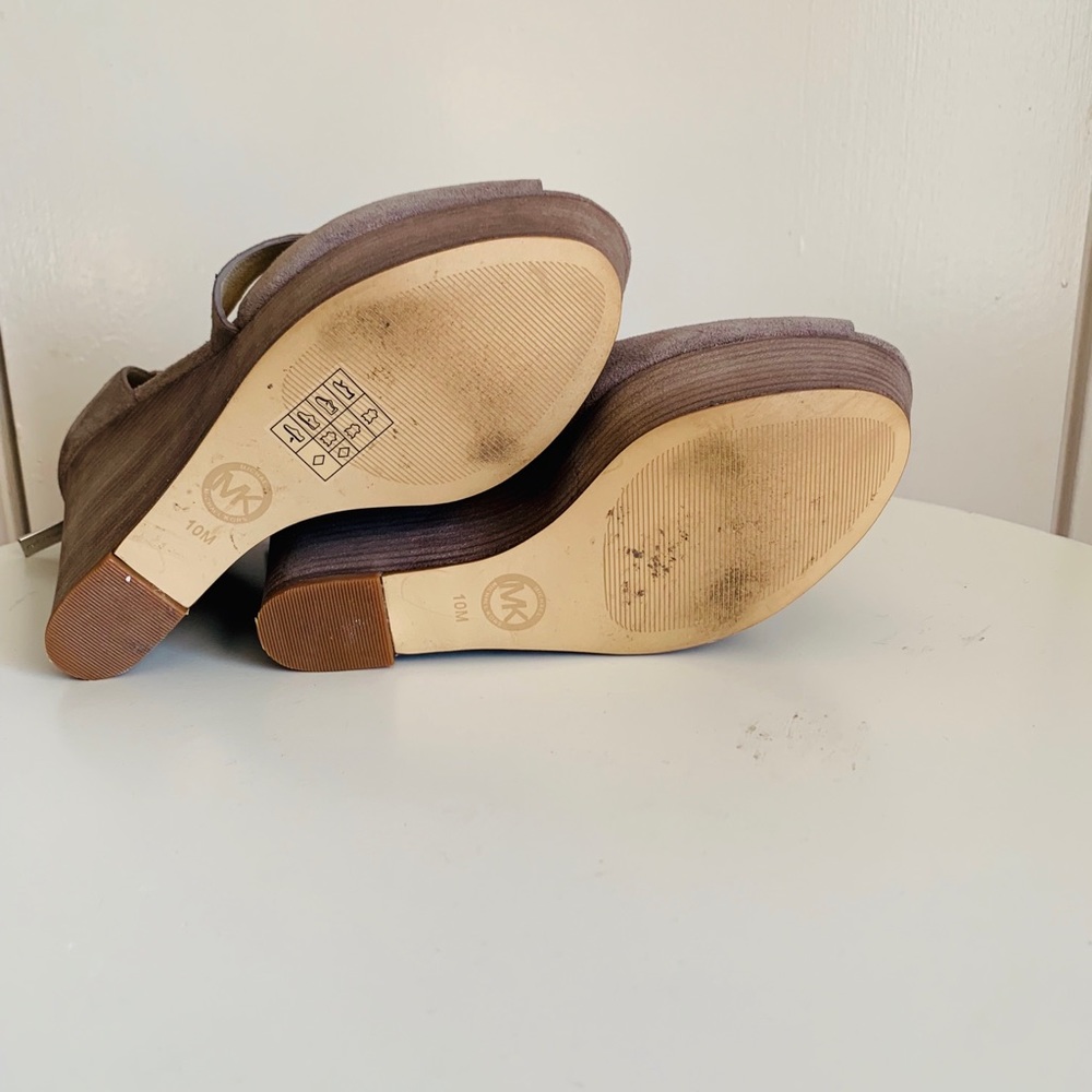 Preowned designer shoes - Picture 4 of 4